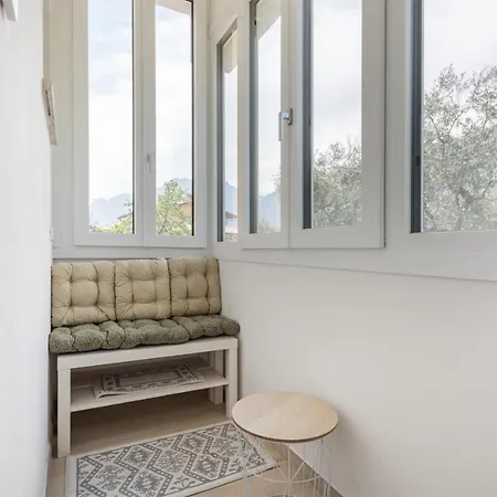 Apartment La Finestra Sugli Olivi Torbole Sul Garda