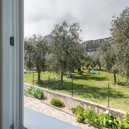 Apartment La Finestra Sugli Olivi *
